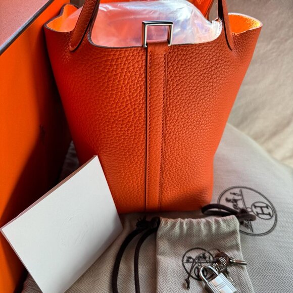 NEW 2024 Hermes Picotin Lock 18 Clemence Bull Calf Skin Orange Bag - Picture 12 of 15